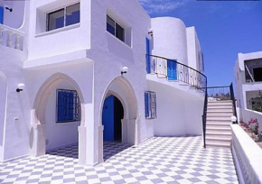  3 bedrooms house at Djerba Midoun 800 m away from the beach with terrace and wifi  Тагермесс